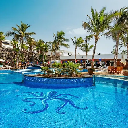 Vakantiehuis White Volcano Pool, Gym And Activities In Sport Center Fariones Included